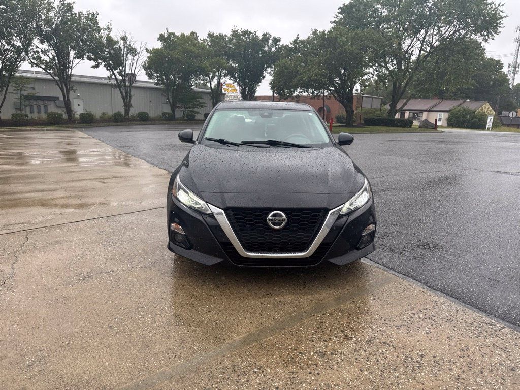Used 2019 Nissan Altima 2.5 Platinum FWD image 4