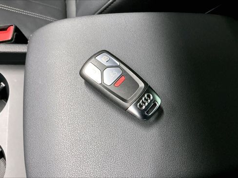 Used 2023 Audi Q5 2.0T Premium Plus w/ Premium Plus Package image 13