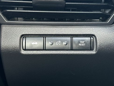 Used 2024 Nissan Altima 2.5 SV image 29