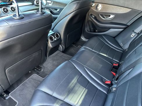 Used 2019 Mercedes-Benz C 300 Sedan image 11