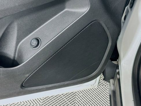 Used 2021 Chevrolet Equinox LT image 26