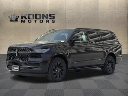 New 2026 Lincoln Navigator Reserve w/ Jet Appearance Package