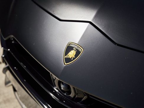 Used 2024 Lamborghini Urus Performante image 8