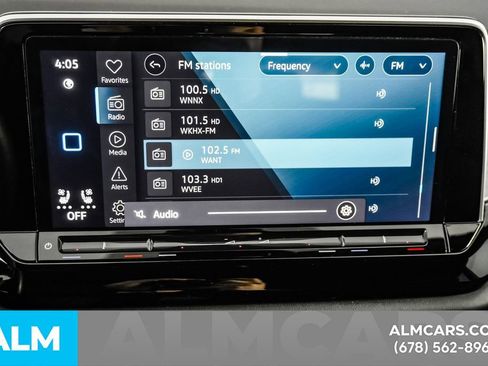 Used 2024 Volkswagen Atlas Cross Sport SE image 38