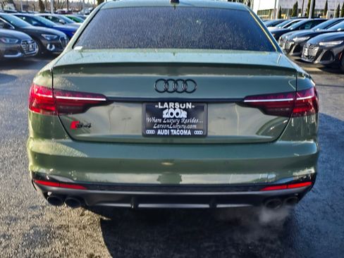 Used 2023 Audi S4 Premium Plus w/ Premium Plus Package image 5