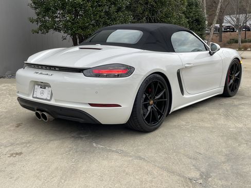 Used 2017 Porsche 718 Boxster S image 13