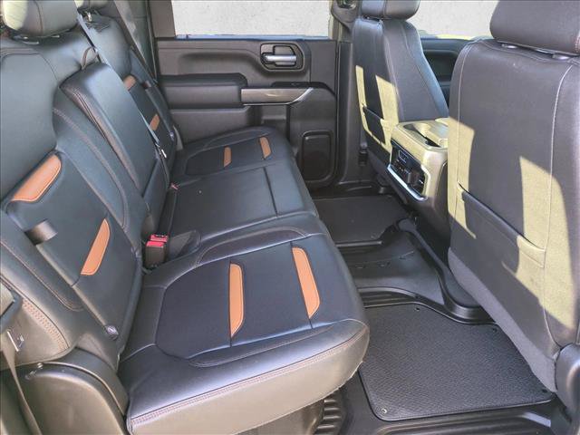 Used 2022 GMC Sierra 2500 AT4 w/ AT4 Premium Plus Package AWD/4WD image 18