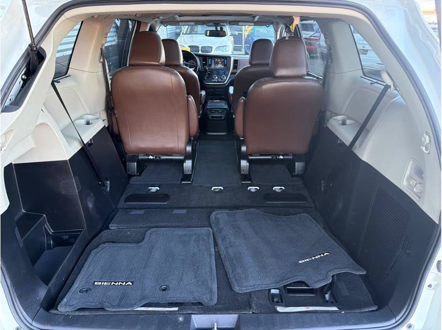 Used 2017 Toyota Sienna Limited Premium AWD/4WD image 26