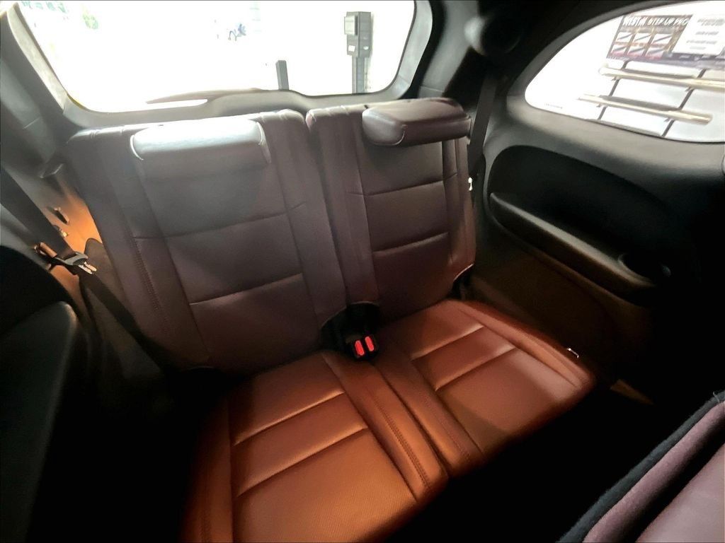 Used 2025 Dodge Durango GT AWD/4WD image 17