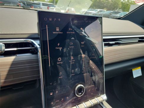 New 2025 GMC Sierra EV Denali image 21