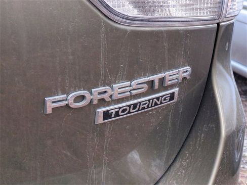 Used 2023 Subaru Forester Touring image 15