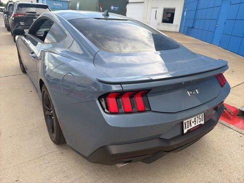 Used 2024 Ford Mustang GT RWD image 7