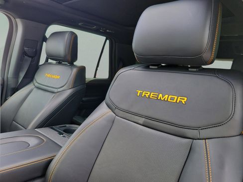 New 2025 Ford Expedition Tremor image 18