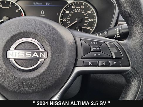 Used 2024 Nissan Altima 2.5 SV FWD image 24
