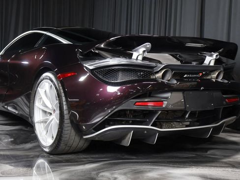 Used 2018 McLaren 720S Luxury image 15