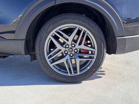 New 2026 Ford Explorer ST w/ Sun And Sound Package image 15