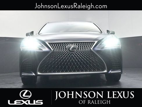 Used 2018 Lexus LS 500 AWD w/ Interior Upgrade Package image 16