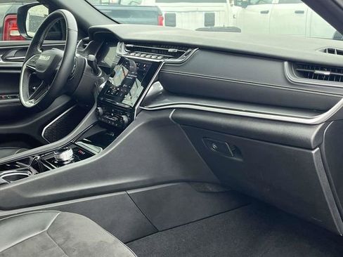 Used 2022 Jeep Grand Cherokee L Laredo image 26