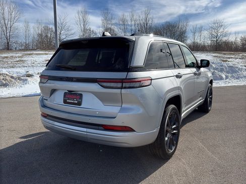 New 2026 Jeep Grand Cherokee Limited Reserve AWD/4WD image 5