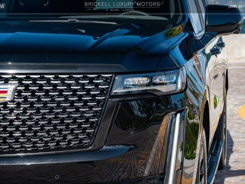 Used 2023 Cadillac Escalade ESV Luxury image 49