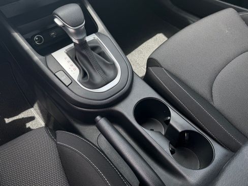 Used 2024 Kia Forte LXS w/ LXS Technology Package FWD image 22