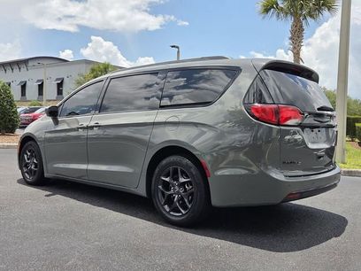 Used 2020 Chrysler Pacifica Touring-L Plus w/ Advanced Safetytec Group