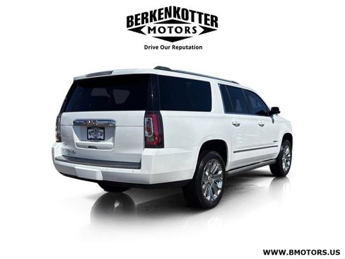 Used 2016 GMC Yukon XL Denali w/ Open Road Package AWD/4WD image 3