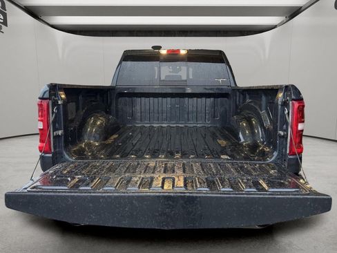 Used 2025 RAM 1500 Laramie AWD/4WD image 6