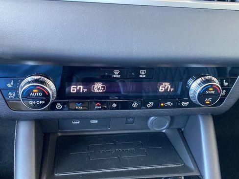 New 2026 Mitsubishi Outlander SEL AWD/4WD image 27
