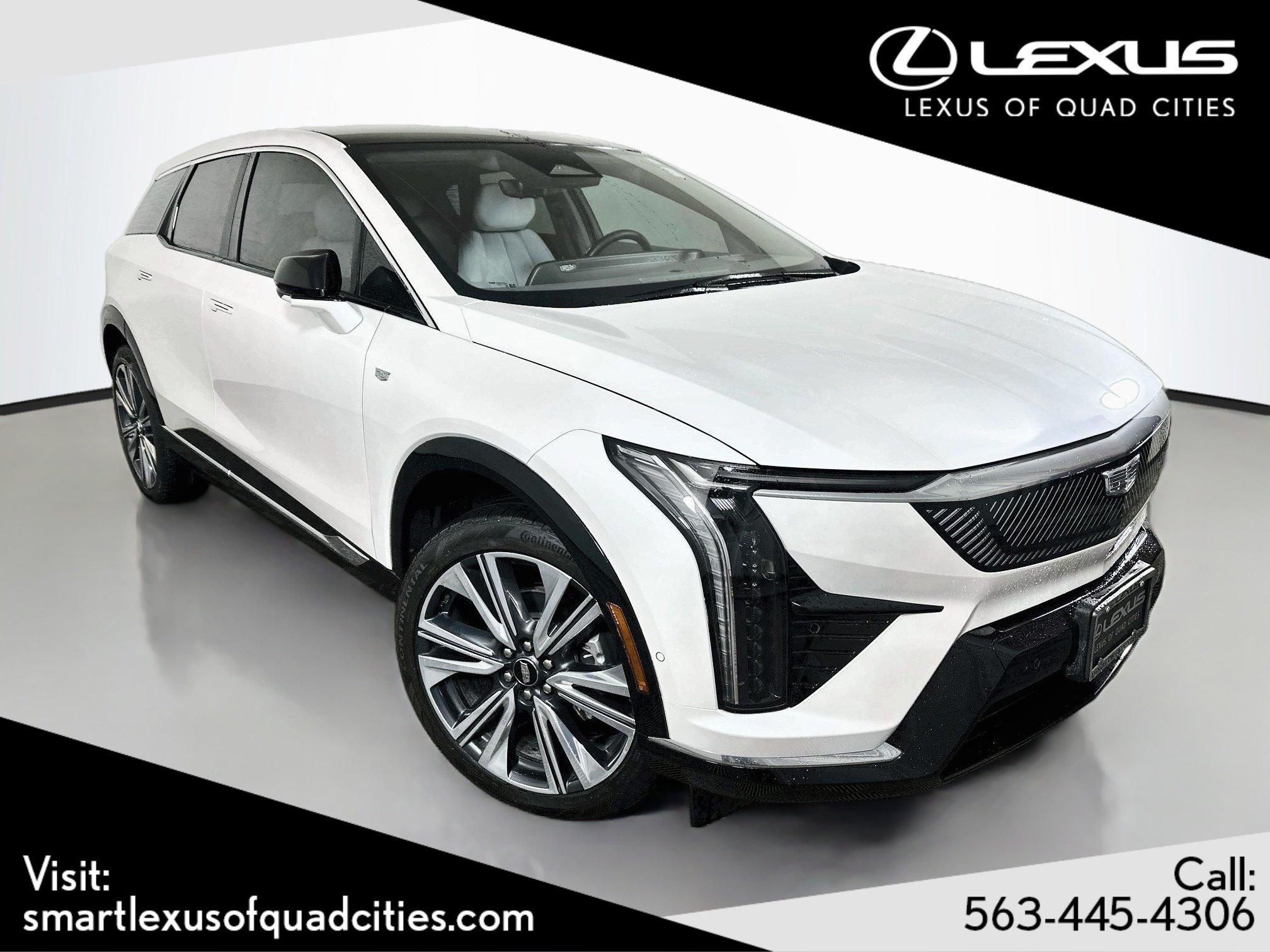 Used 2025 Cadillac Optiq Luxury 2 AWD/4WD image 1