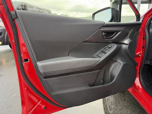 Certified 2025 Subaru Impreza 2.0i image 15