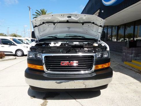 Used 2023 GMC Savana 2500 4.3L V6 GAS*2500*135 WB*FACTO w/ Driver Convenience Package image 8