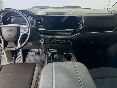 Used 2024 Chevrolet Silverado 1500 LT Trail Boss w/ Protection Package image 18