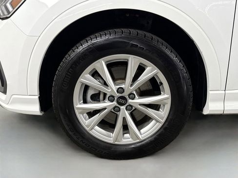 Certified 2025 Audi Q3 2.0T Premium w/ Convenience Package image 29