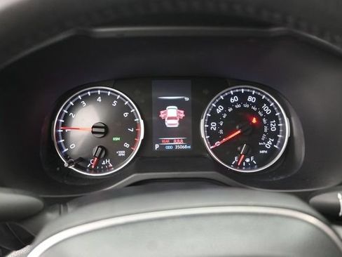 Used 2022 Toyota RAV4 XLE w/ Convenience Package AWD/4WD image 24