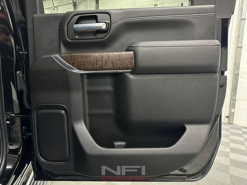 Used 2021 GMC Sierra 3500 Denali w/ Denali Ultimate Package image 46