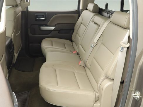 Used 2015 Chevrolet Silverado 1500 LTZ Z71 w/ LTZ Plus Package image 29