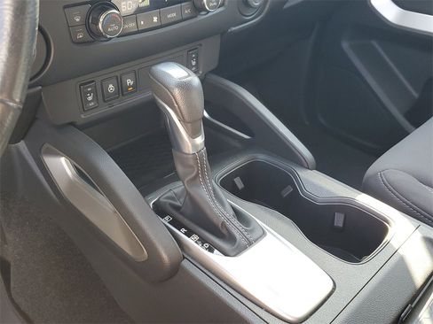 Used 2023 Nissan Frontier SV w/ SV Convenience Package image 31