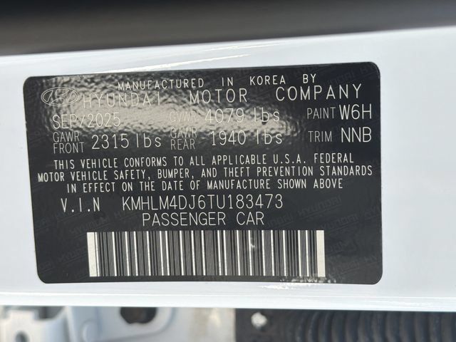Certified 2026 Hyundai Elantra Hybrid FWD image 35