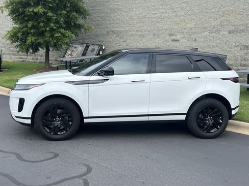 Used 2026 Land Rover Range Rover Evoque S AWD/4WD image 4