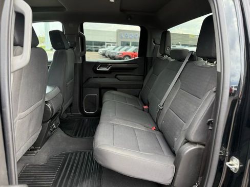 Used 2023 GMC Sierra 1500 SLE w/ Enhanced Capability Package AWD/4WD image 15