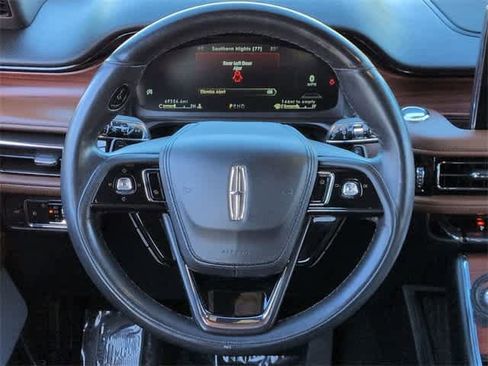 Used 2022 Lincoln Aviator Reserve w/ Equipment Group 201A image 24