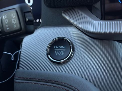 New 2026 Ford Explorer Active w/ Active Comfort Package image 32