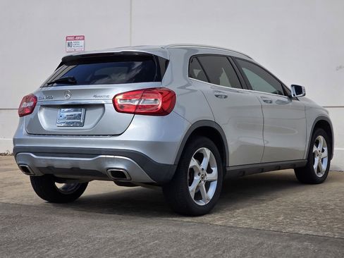 Used 2018 Mercedes-Benz GLA 250 4MATIC image 5
