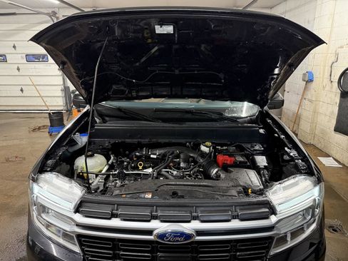 Used 2024 Ford Maverick Lariat w/ 4K Tow Package AWD/4WD image 30
