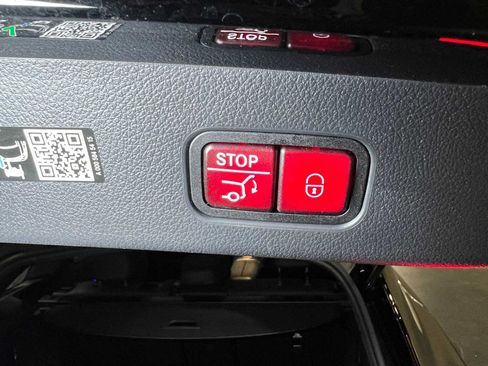 Certified 2026 Mercedes-Benz GLC 300 4MATIC image 17