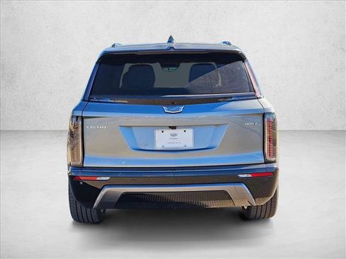 New 2026 Cadillac Vistiq Sport image 8