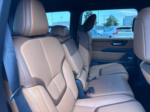 Used 2026 Nissan Armada SL AWD/4WD image 13