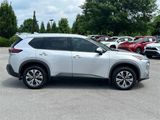 Used 2021 Nissan Rogue SV image 3