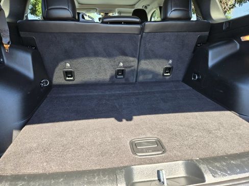 Used 2019 Jeep Cherokee Limited AWD/4WD image 23